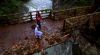 Filename=Smallville_00136.jpg
Filesize=32KiB
Dimensions=640x352
Date added=Sep 02, 2007 Smallville_00136.jpg